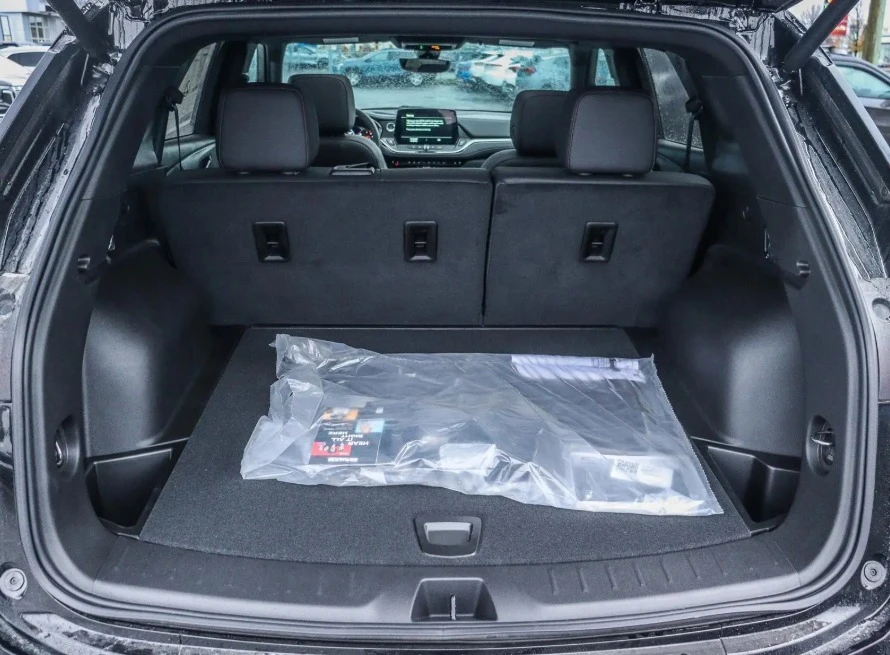 2025 Chevrolet Blazer - Image 12 of 15