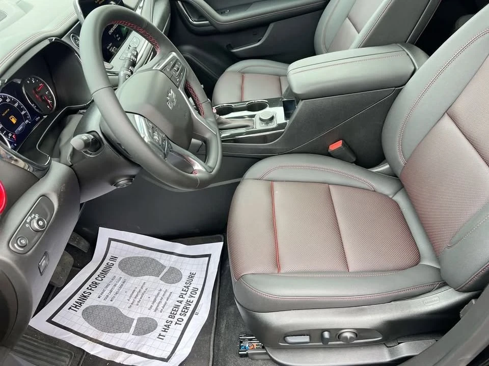 2025 Chevrolet Blazer - Image 10 of 14
