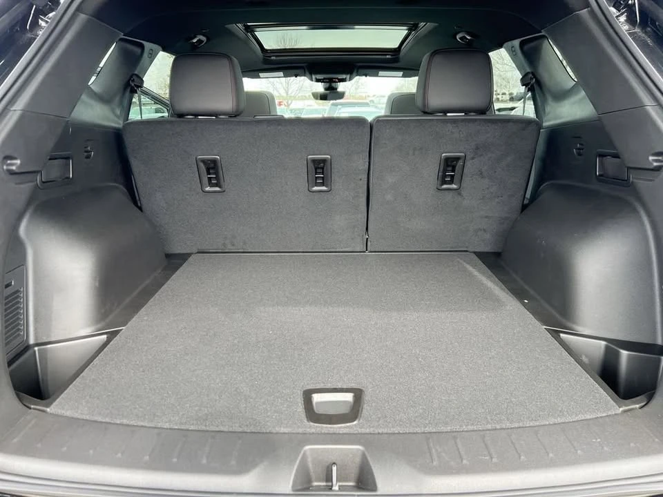 2025 Chevrolet Blazer - Image 12 of 14
