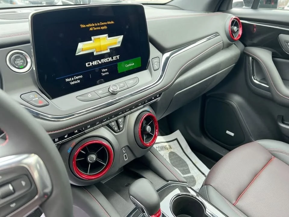 2025 Chevrolet Blazer - Image 14 of 14