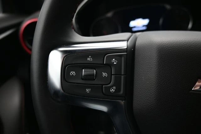 2025 Chevrolet Blazer - Image 17 of 20
