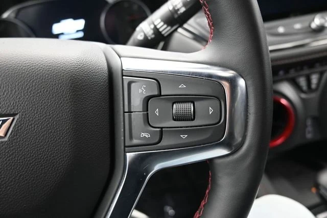 2025 Chevrolet Blazer - Image 18 of 20