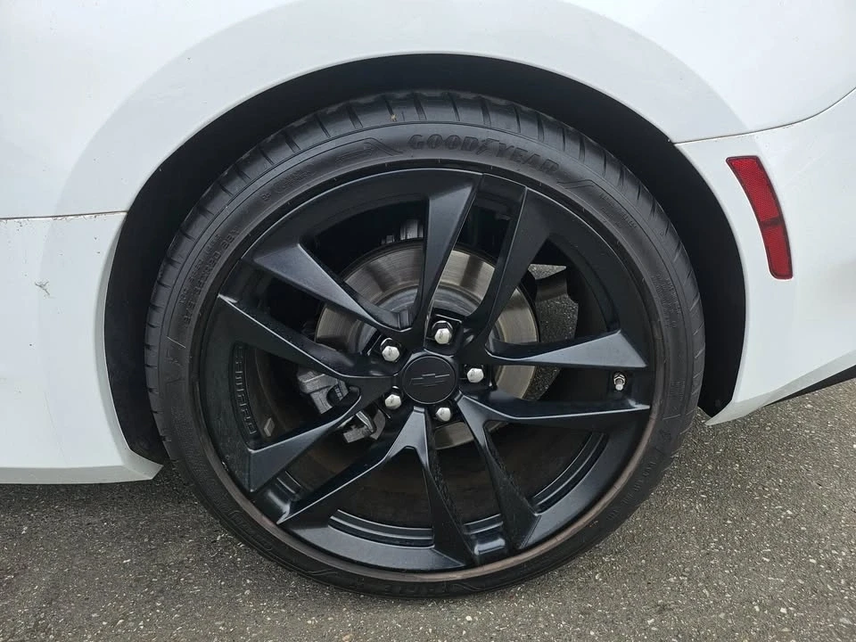 2025 Chevrolet Camaro - Image 5 of 19