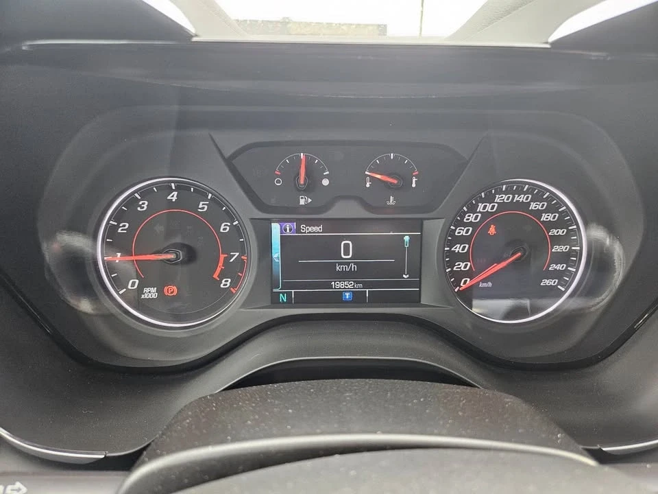2025 Chevrolet Camaro - Image 11 of 19