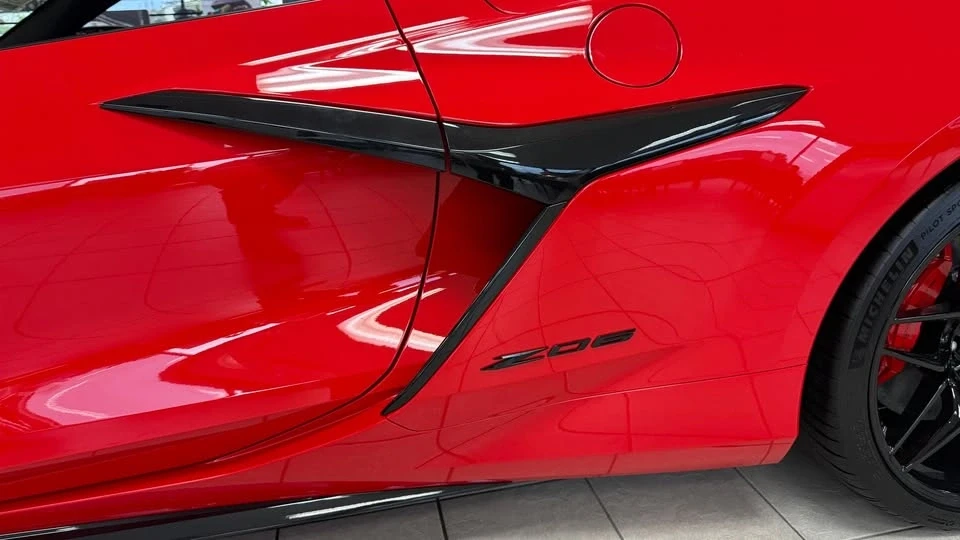 2025 Chevrolet Corvette C8 Z06 - Image 3 of 8