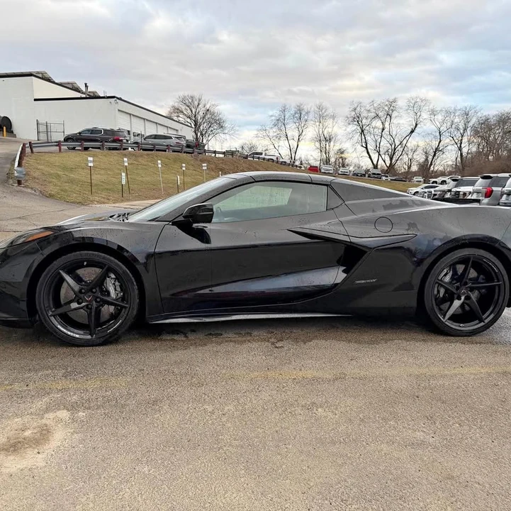 2025 Chevrolet Corvette C8 E-Ray - Image 1 of 15