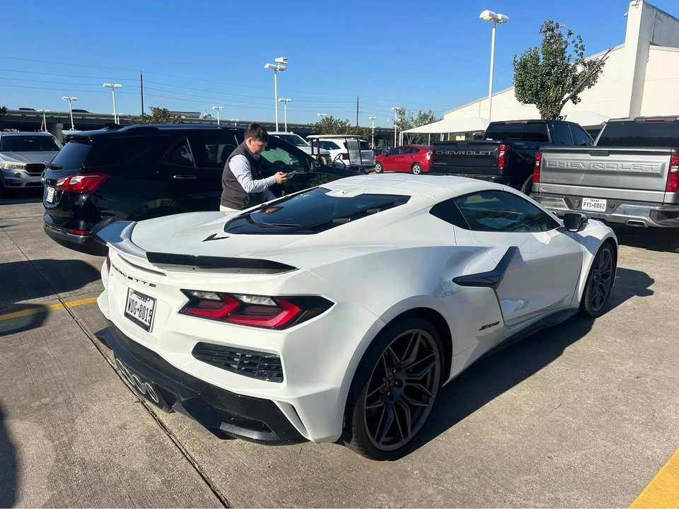 2025 Chevrolet Corvette C8 - Image 9 of 11