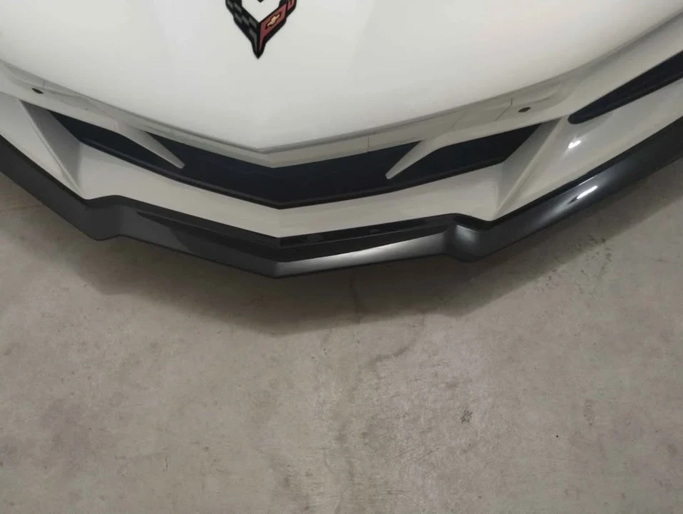 2025 Chevrolet Corvette C8 E-Ray - Image 5 of 11