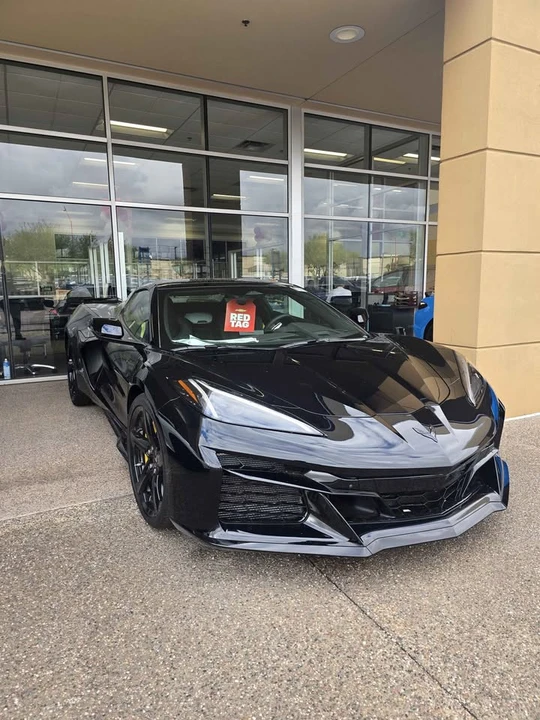 2025 Chevrolet Corvette C8 E-Ray - Image 2 of 3