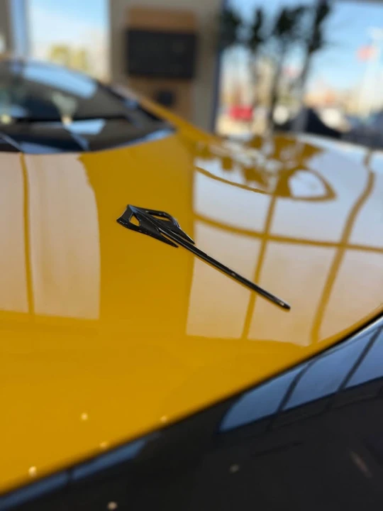 2025 Chevrolet Corvette C8 E-Ray - Image 6 of 11