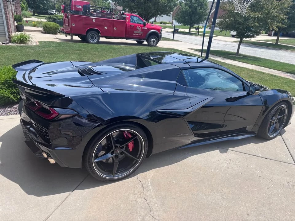 2025 Chevrolet Corvette C8 E-Ray - Image 3 of 3