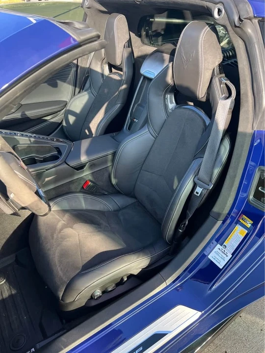 2025 Chevrolet Corvette C8 Z06 - Image 11 of 15