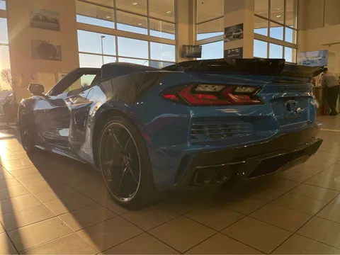 2025 Chevrolet Corvette C8 E-Ray - Image 4 of 12