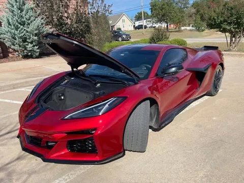 2025 Chevrolet Corvette C8 E-Ray - Image 4 of 7
