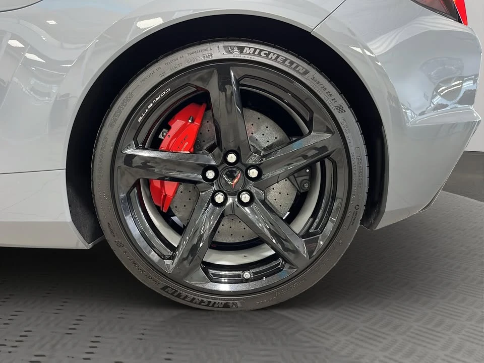 2025 Chevrolet Corvette C8 E-Ray - Image 17 of 17