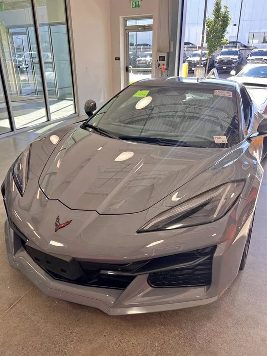 2025 Chevrolet Corvette C8 E-Ray - Image 1 of 5