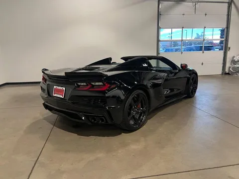 2025 Chevrolet Corvette C8 E-Ray - Image 4 of 12