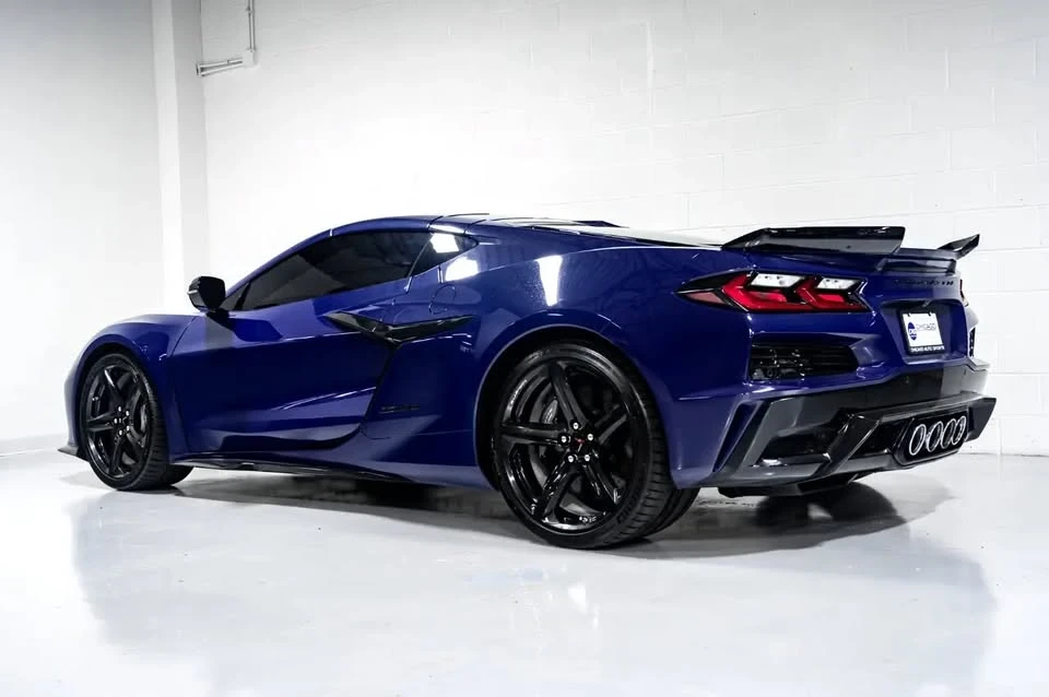 2025 Chevrolet Corvette C8 Z06 - Image 5 of 19