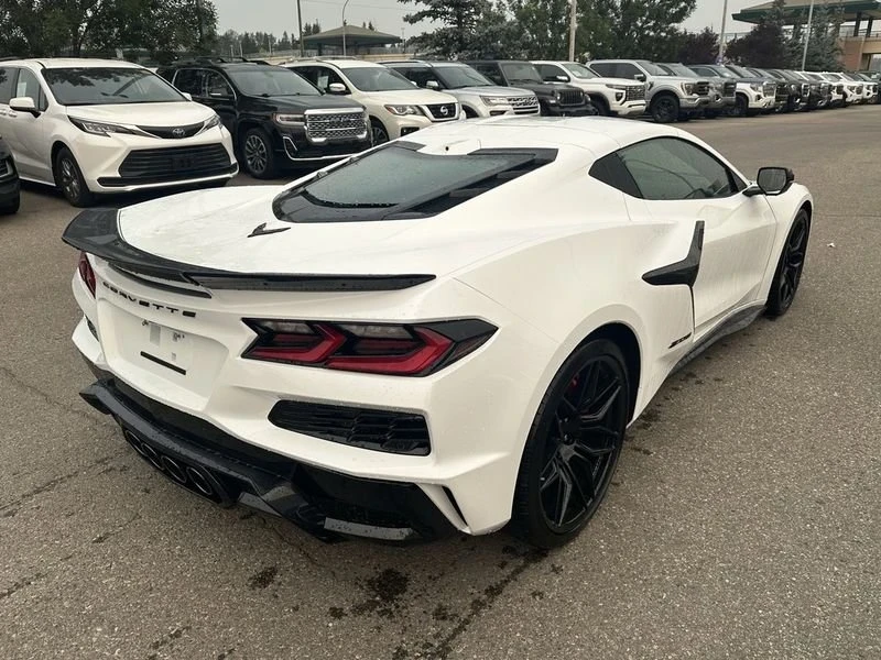 2025 Chevrolet Corvette C8 Z06 - Image 6 of 19