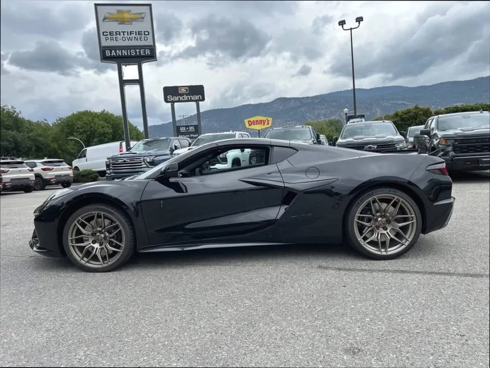 2025 Chevrolet Corvette C8 Z06 - Image 2 of 17