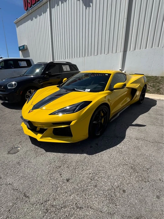 2025 Chevrolet Corvette C8 E-Ray - Image 2 of 12