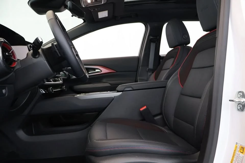 2025 Chevrolet Equinox - Image 4 of 20