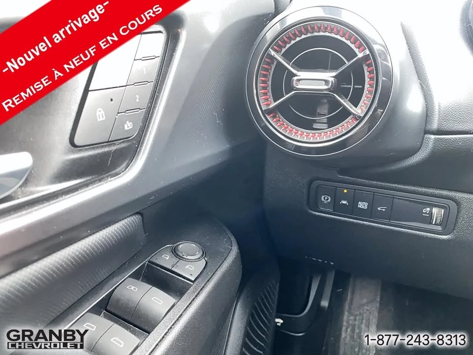 2025 Chevrolet Equinox - Image 17 of 19