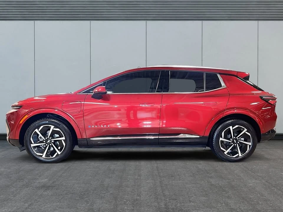 2025 Chevrolet Equinox - Image 5 of 10