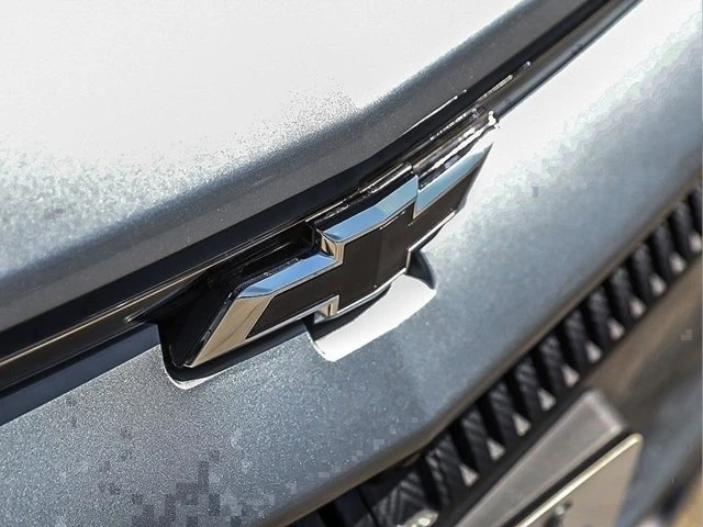 2025 Chevrolet Equinox - Image 9 of 17