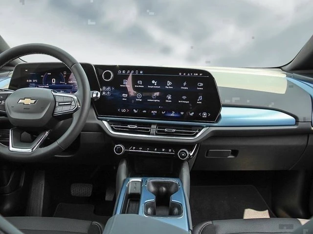 2025 Chevrolet Equinox - Image 17 of 17