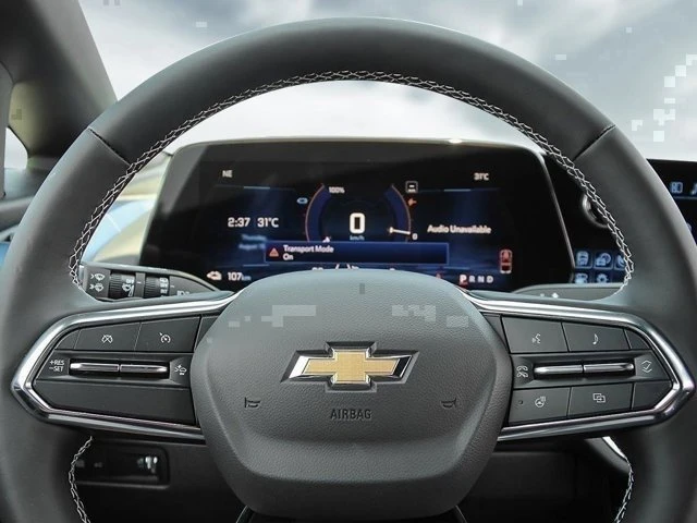2025 Chevrolet Equinox - Image 11 of 17