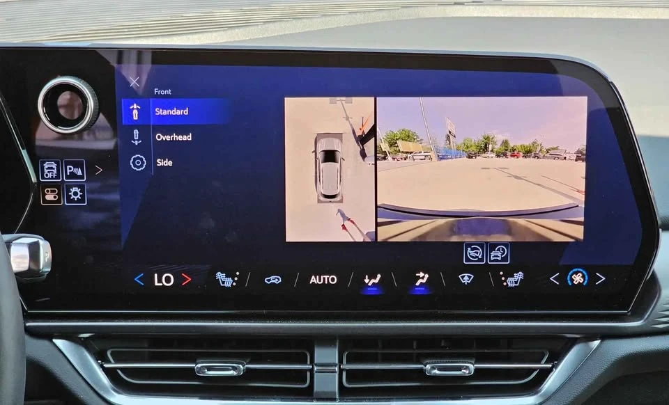 2025 Chevrolet Equinox - Image 19 of 20
