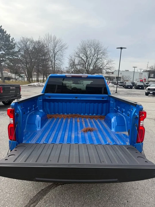 2025 Chevrolet Silverado 4th Gen - Image 5 of 17