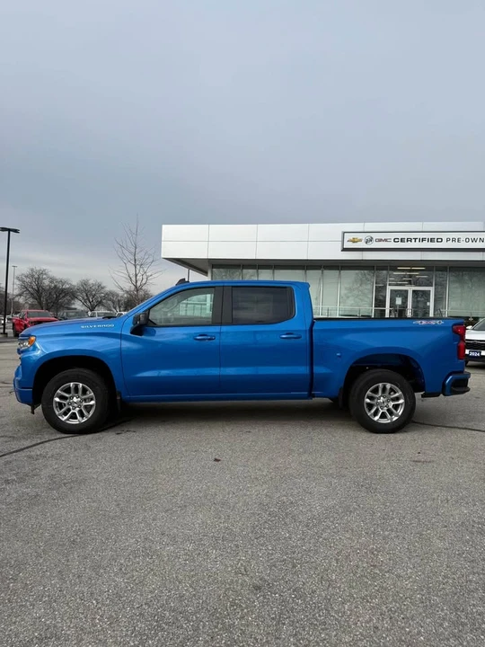 2025 Chevrolet Silverado 4th Gen - Image 2 of 17
