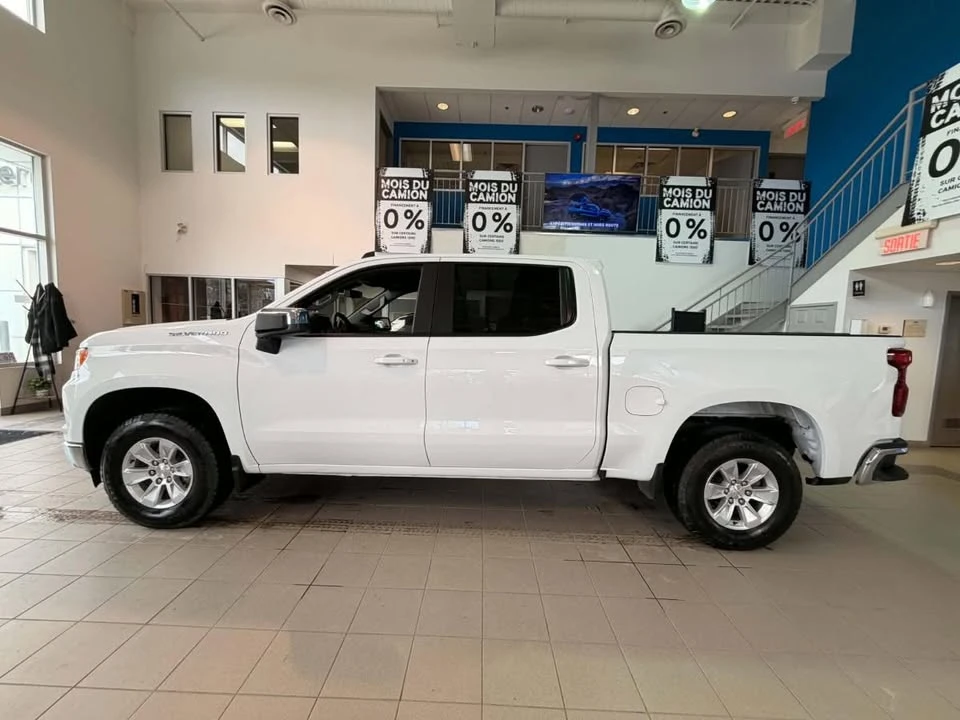2025 Chevrolet Silverado 4th Gen - Image 8 of 10