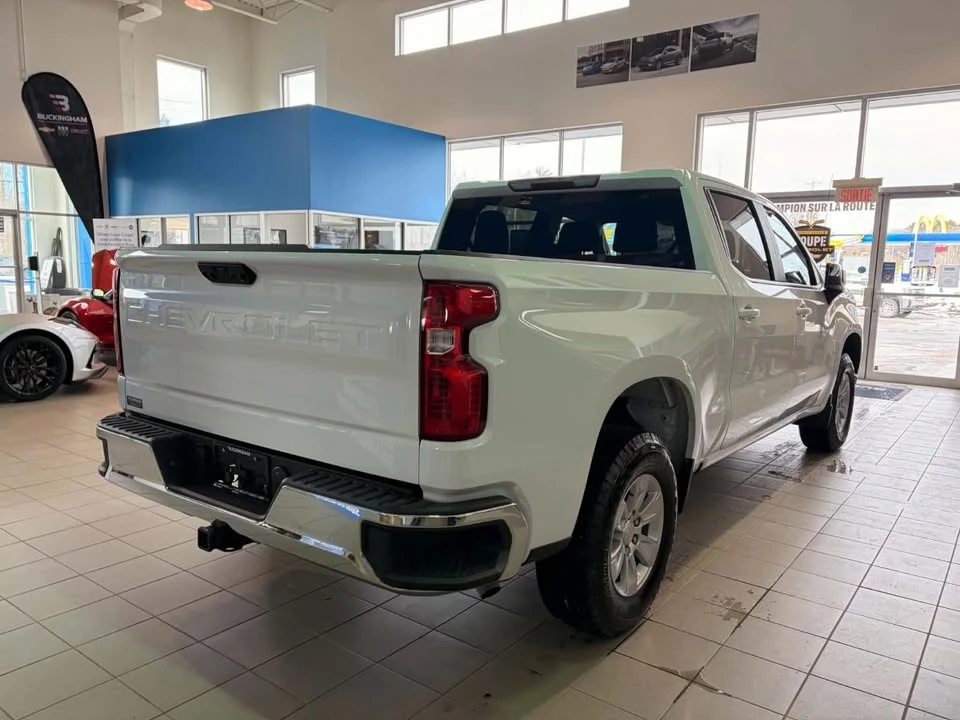 2025 Chevrolet Silverado 4th Gen - Image 5 of 10