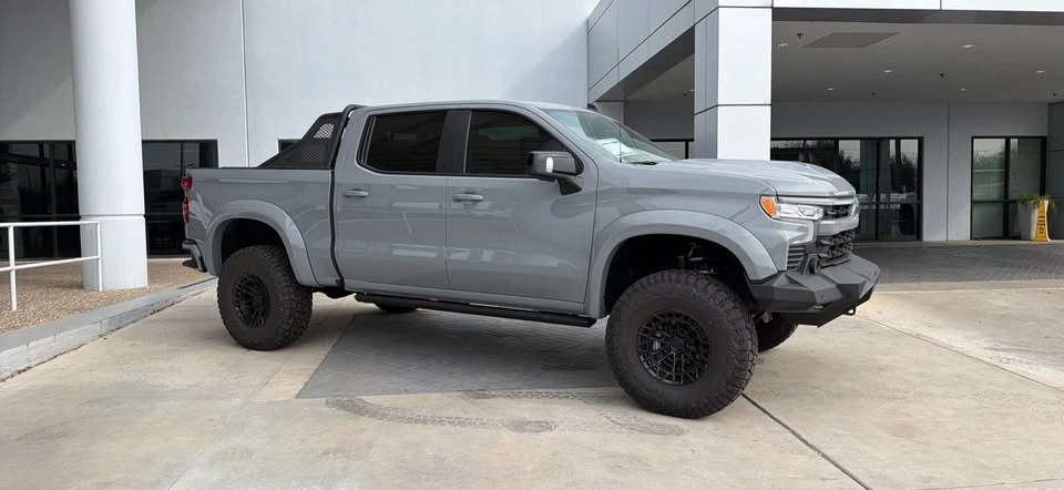 2025 Chevrolet Silverado 4th Gen - Image 2 of 9