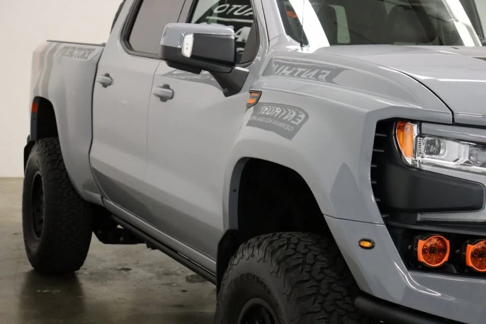2025 Chevrolet Silverado 4th Gen - Image 15 of 20