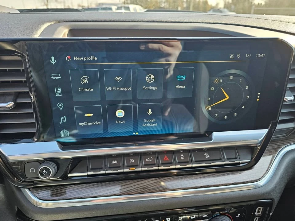 2025 Chevrolet Silverado 4th Gen - Image 13 of 20