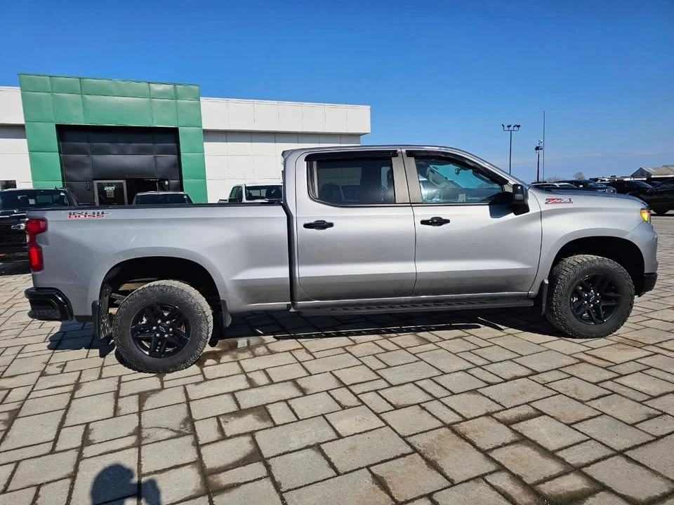 2025 Chevrolet Silverado 4th Gen - Image 4 of 20