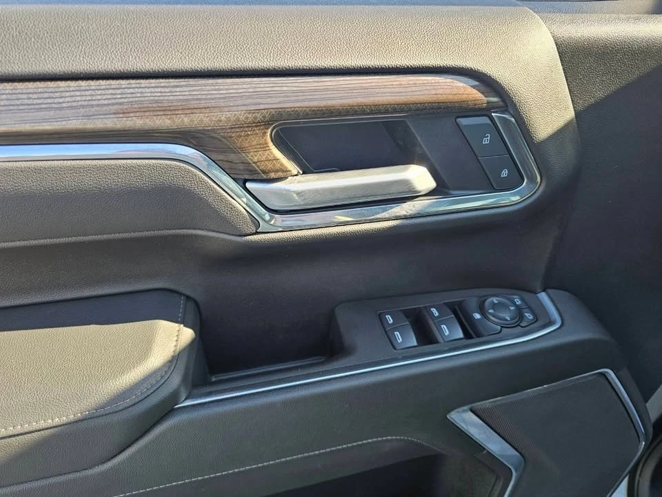 2025 Chevrolet Silverado 4th Gen - Image 18 of 20