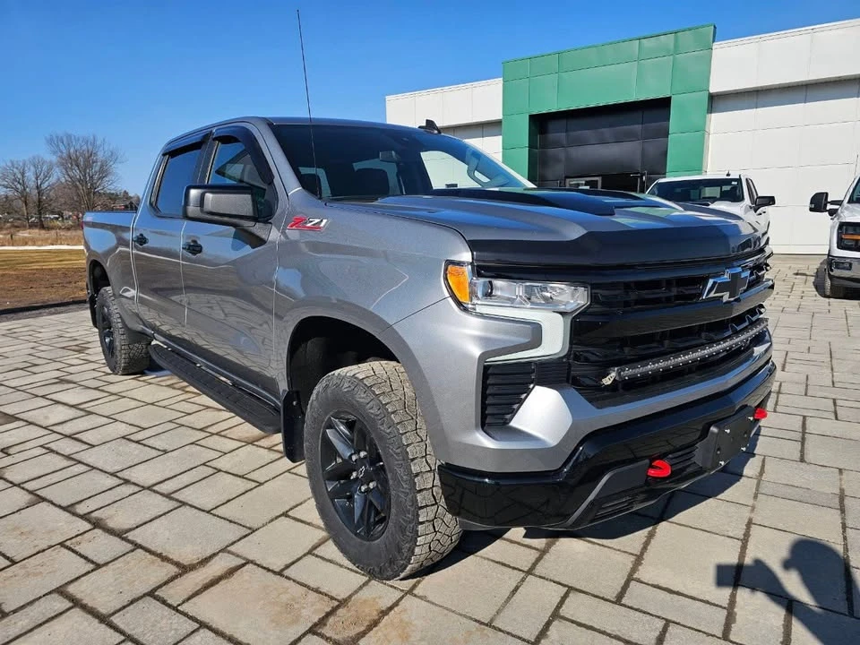 2025 Chevrolet Silverado 4th Gen - Image 3 of 20