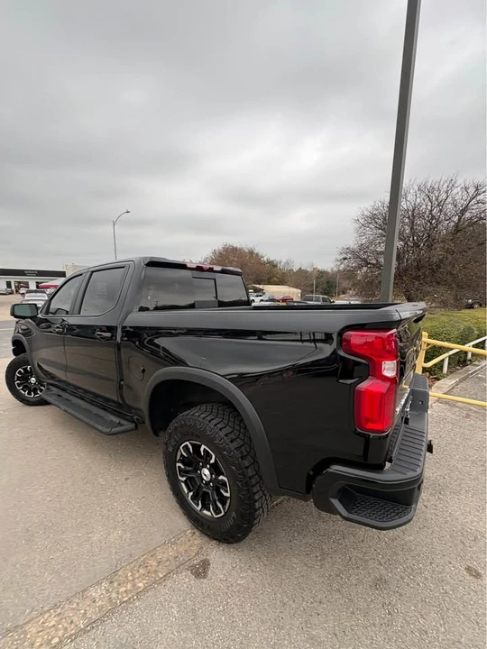 2025 Chevrolet Silverado 4th Gen - Image 6 of 8