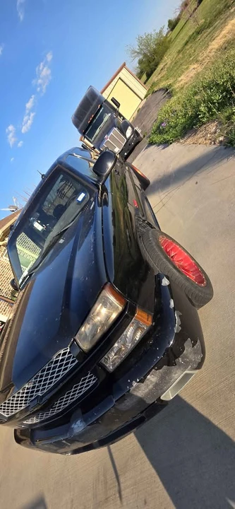 2025 Chevrolet Silverado 4th Gen - Image 2 of 9