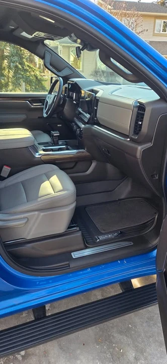 2025 Chevrolet Silverado 4th Gen - Image 4 of 16