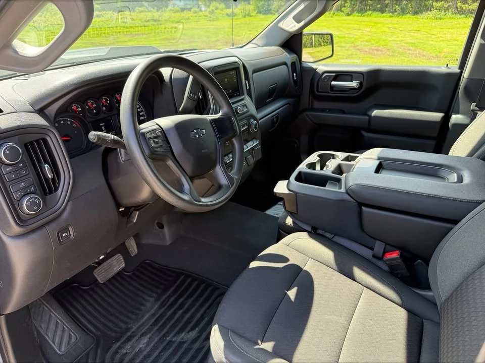 2025 Chevrolet Silverado 4th Gen - Image 10 of 13