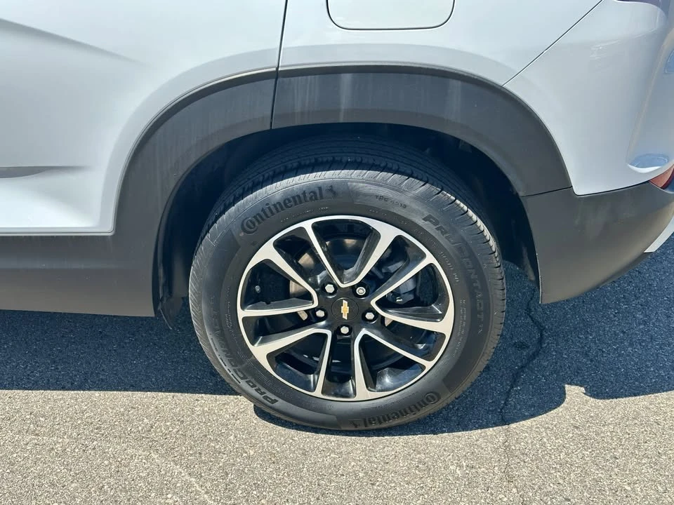 2025 Chevrolet Trailblazer - Image 5 of 16