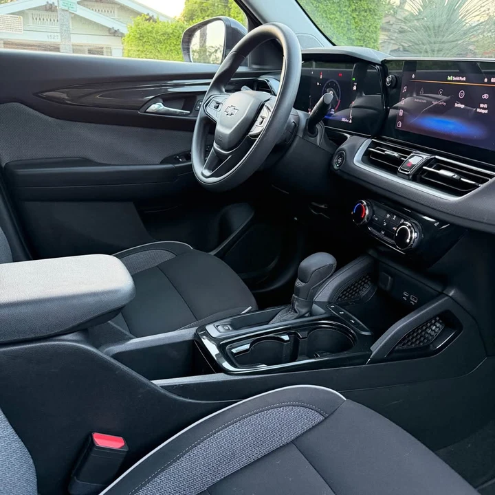 2025 Chevrolet Trailblazer - Image 8 of 12