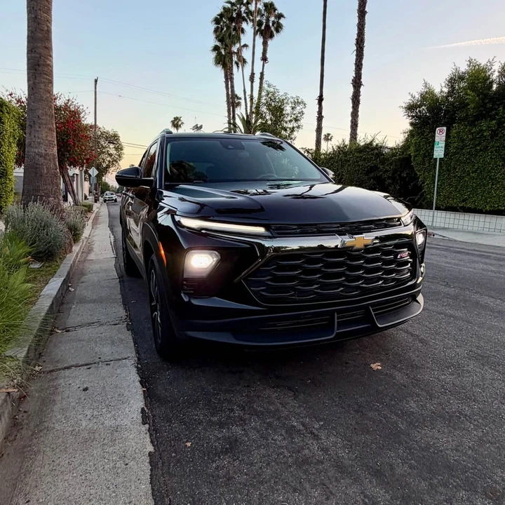 2025 Chevrolet Trailblazer - Image 3 of 12