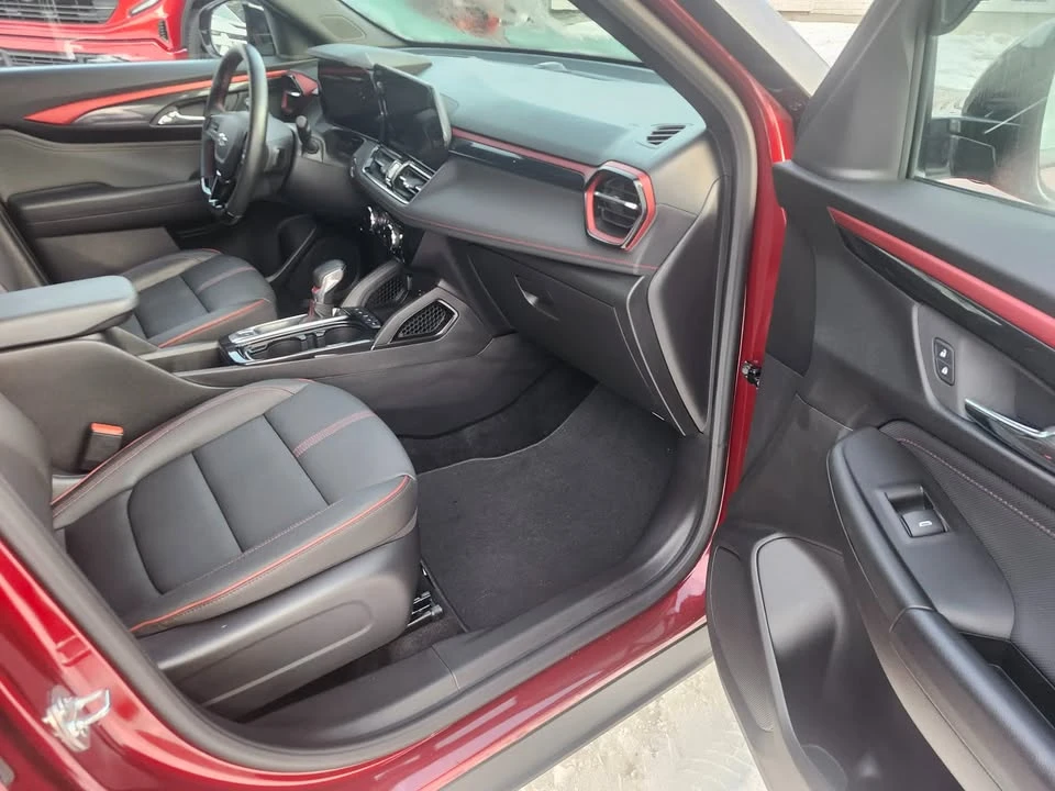 2025 Chevrolet Trailblazer - Image 15 of 20
